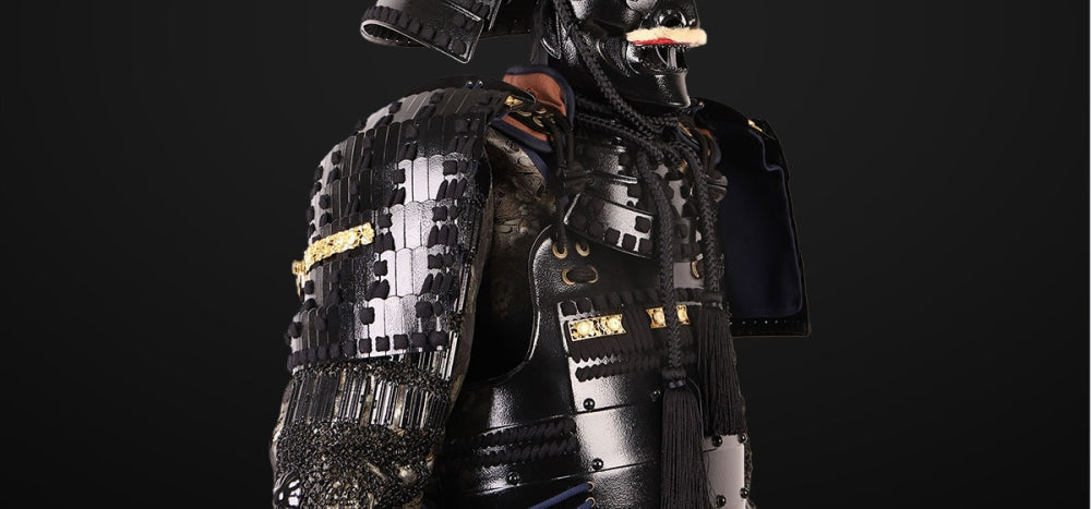 Black Samurai Armor with Golden Bull Horn Helmet –Warring States Glory
