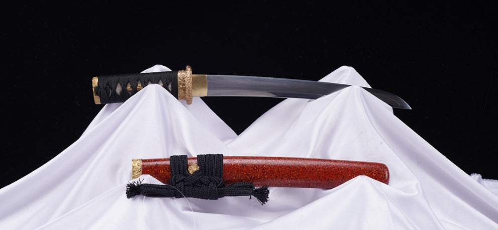 How Long Is a Greatsword? Exploring the Hand-Forged Tanto Short Sword