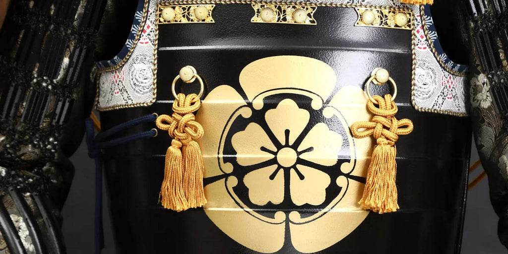 Oda Clan Samurai Armor with Kuro Kuwagata Kabuto – Sengoku Heroes
