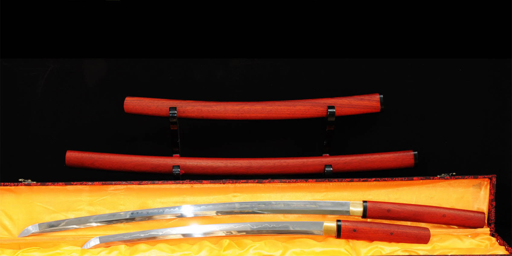 Inheritance & Craftsmanship: The Perfect Daisho Katana & Wakizashi Set