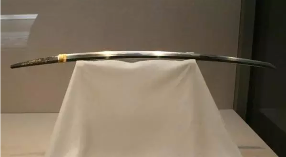 Katana Meaning: Samurai Sword Symbolism & Japanese Samurai Symbols