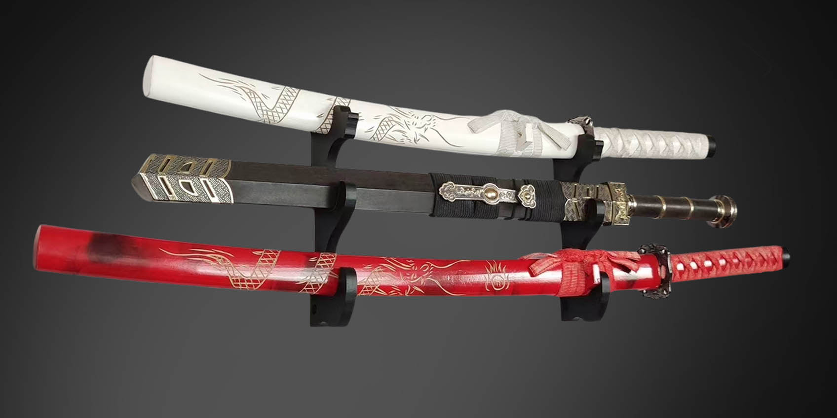 Wandmontierter Katana-Schwertständer mit mehreren Ebenen: Perfekt für Samurai-Schwerter