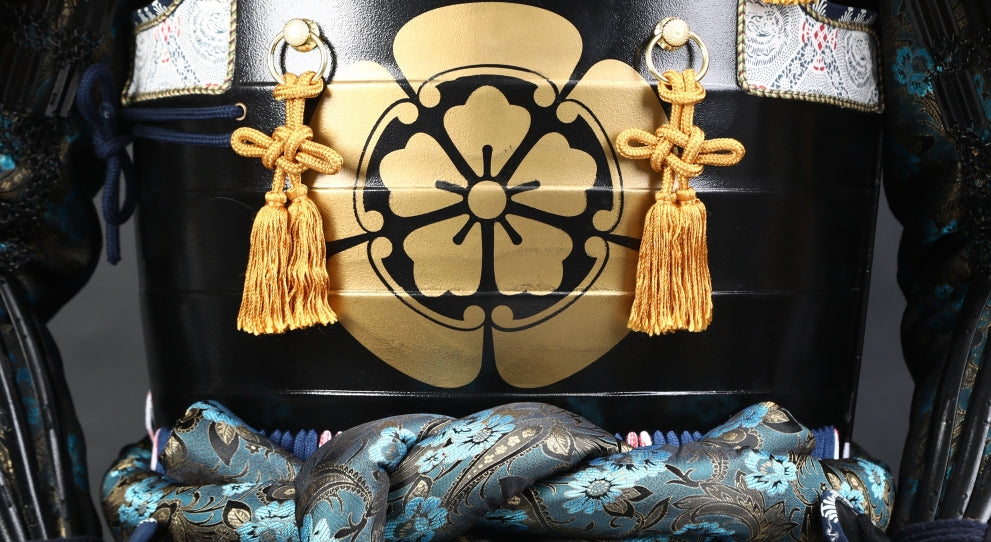 Handgefertigte schwarz-blaue Samurai-Rüstung des Oda-Clans – Wiederbelebung des Ruhms der Sengoku-Ära
