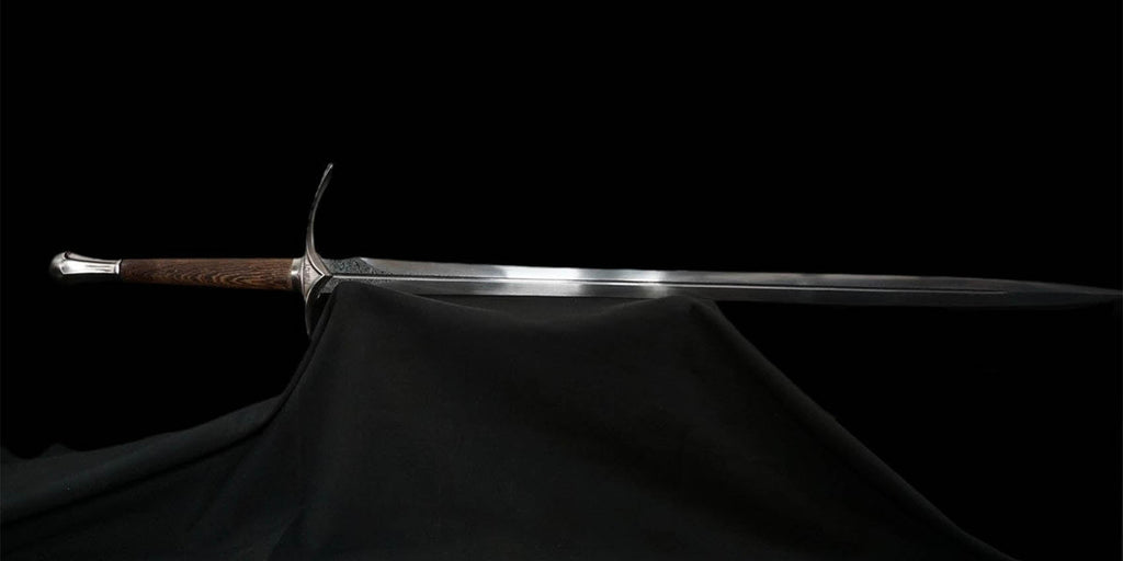 Introduction to Various Swords: From Traditional to Modern Weapons