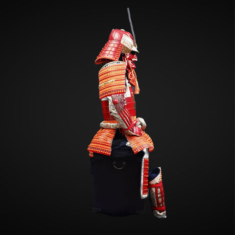 Gothic armor elements integrated into the samurai armor, combining sharp edges and dark hues for a menacing, medieval touch.


