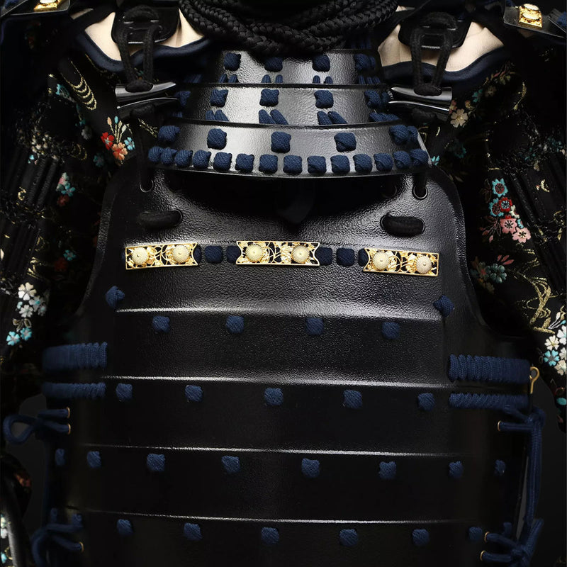 Handmade Life Size Yoroi,Oda Clan Black Samurai Armor with Antlers Hel ...