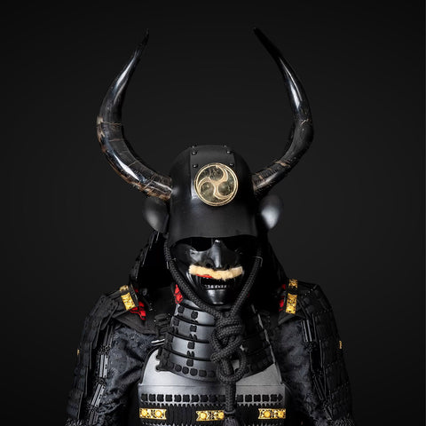 Black Samurai Yoroi with Power Armor Fallout 1 Design Influence


