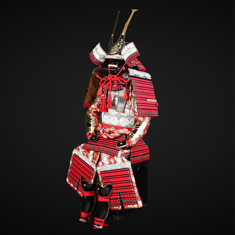 Traditional Minamoto no Yoshitsune Yoroi, detailed like Gothic armor.

