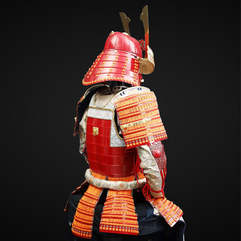 Ghost of Tsushima armor – a tribute to the iconic design from the video game, featuring a detailed red Samurai set with Kuro Kuwagata helmet and Yoroi elements.

