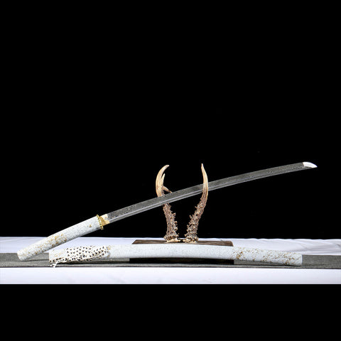 Ghost of Yotei Atsu Gilded Dawn Damascus Steel Katana full view QQ-0270U