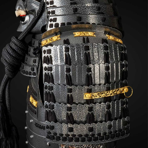 Handgemachte Samurai-Rüstung des Tokugawa-Clans in Lebensgröße – Authentisches japanisches Yoroi