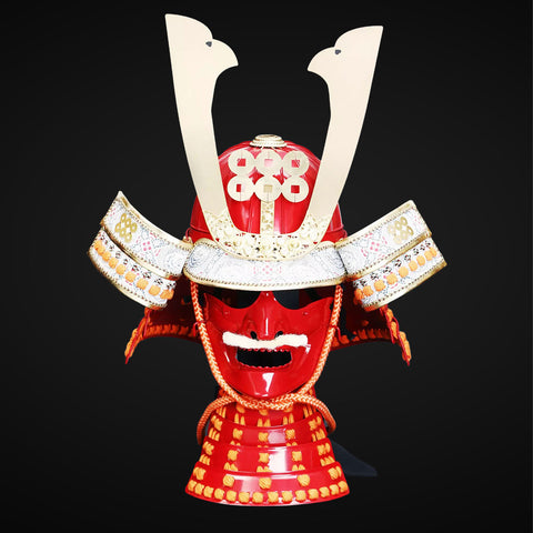 Horse armor designed for both combat and ceremonial purposes, featuring elegant detailing and protection for the warrior’s steed.


