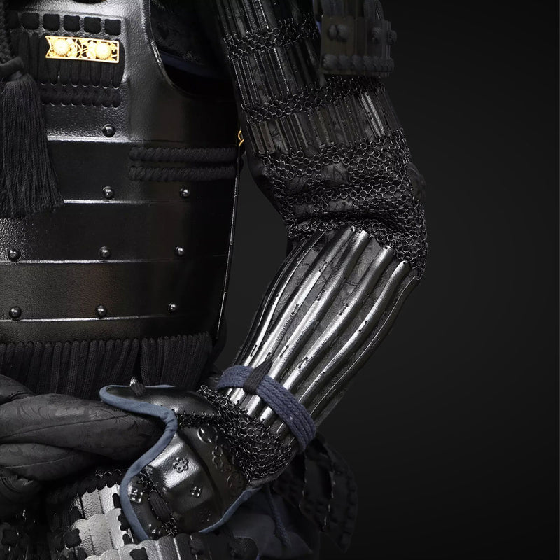Handmade Life Size Yoroi,Tokugawa Clan Black Samurai Armor Set with He ...