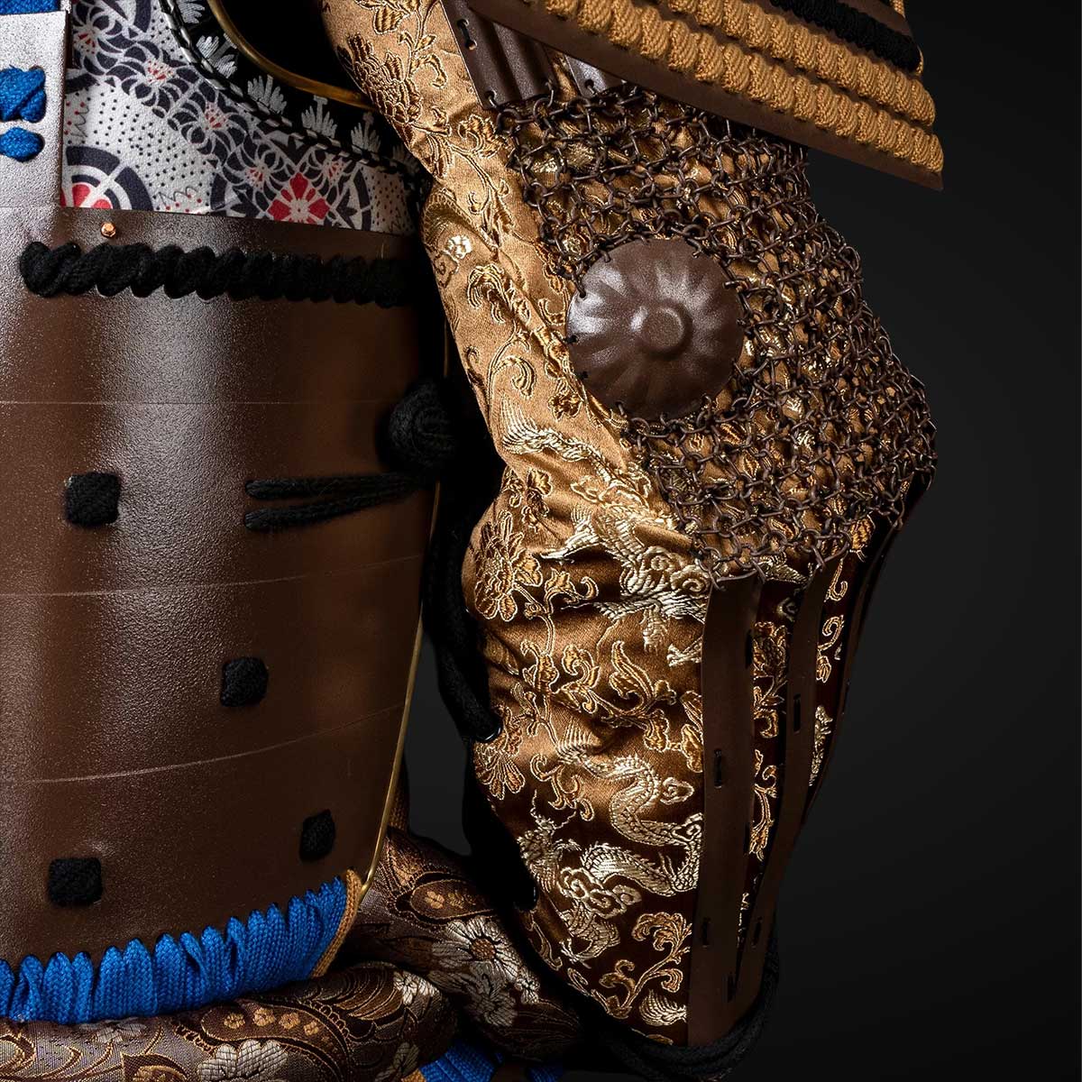 Ra Armor Handmade Life-Size Oda Clan Kachi Samurai Armor – Brown & Golden Yoroi ...