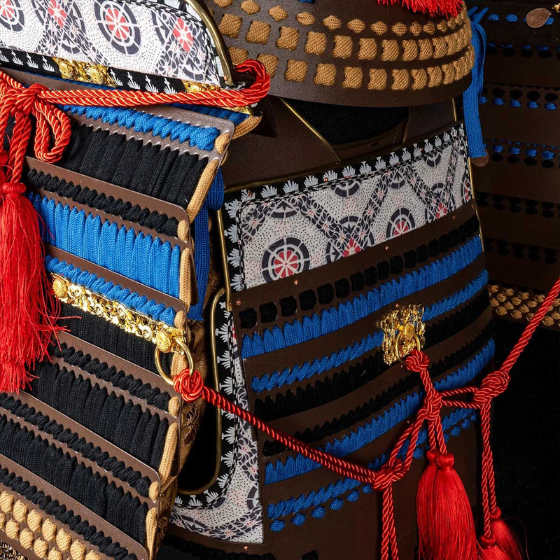 Handmade Life-Size Oda Clan Kachi Samurai Armor – Brown & Golden Yoroi 