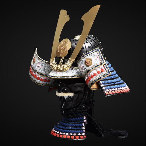 Raging Wolf Armor Influence in Handmade Oda Clan Black & Blue Samurai Yoroi

