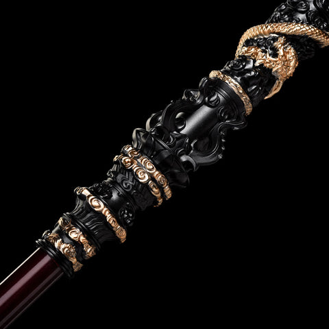 Macro close-up of alloy connection and textured handle grip, showing functional realism and handcrafted finish

QQzsjgb