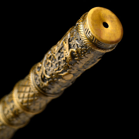 Monkey King staff replica in silver shaft and golden fitting design, inspired by Chinese mythology
QQbxgmnjgb