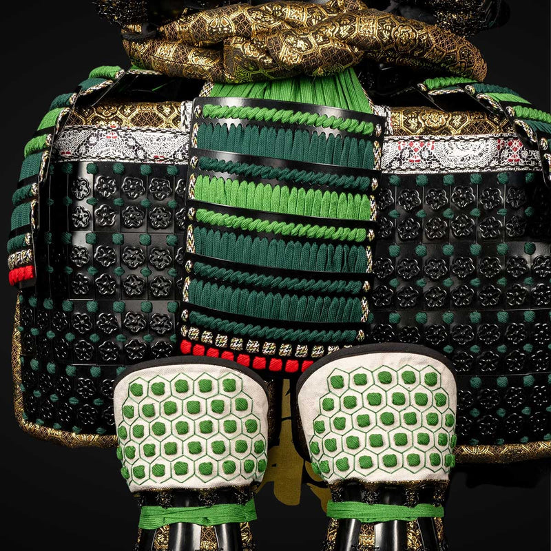 Handmade Life-Size Oda Clan Samurai Armor – Kachi Black & Green Yoroi 
