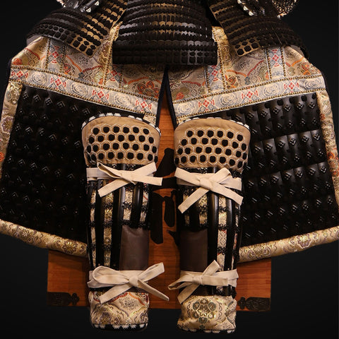 How to Make an Armor Stand in Minecraft for Displaying Handmade Samurai Armor

