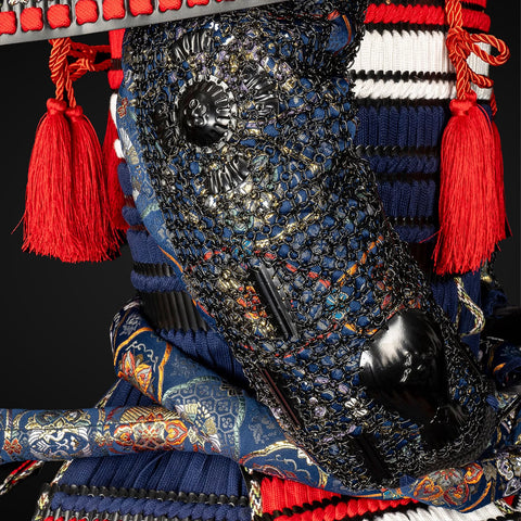 Traditional samurai warrior armor, handcrafted to honor the Oda Clan legacy, featuring an elegant and battle-ready black and red Yoroi.

