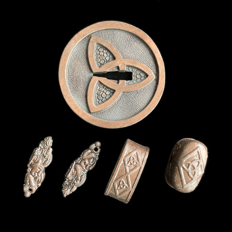​Custom Samurai Swords Single-color Zinc Alloy Tsuba-COOLKATANA