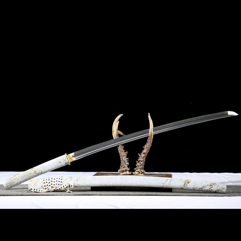 Ghost of Yotei Gilded Dawn sword full view
